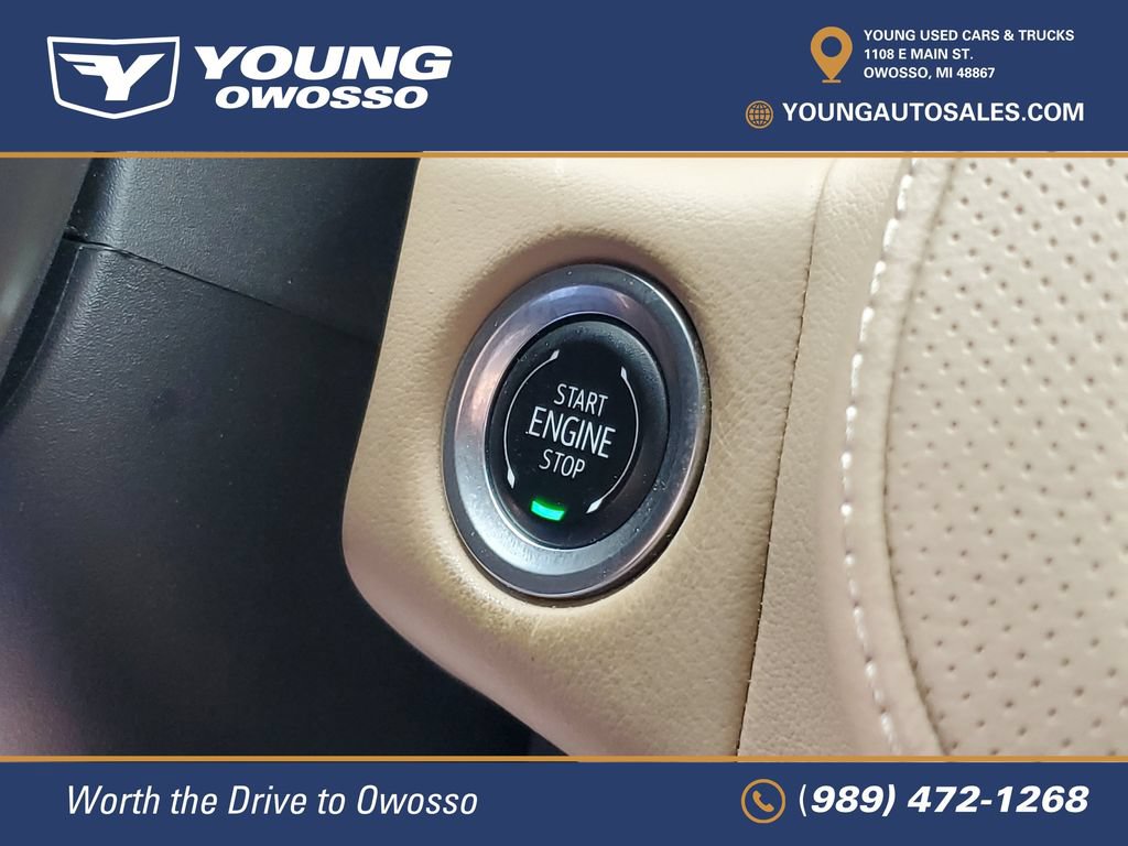 Certified 2024 Chevrolet Suburban Premier w/ Advanced Technology Package AWD/4WD image 16