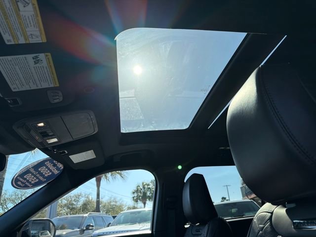 Used 2025 Ford Explorer Platinum w/ LUX Leather Package image 25