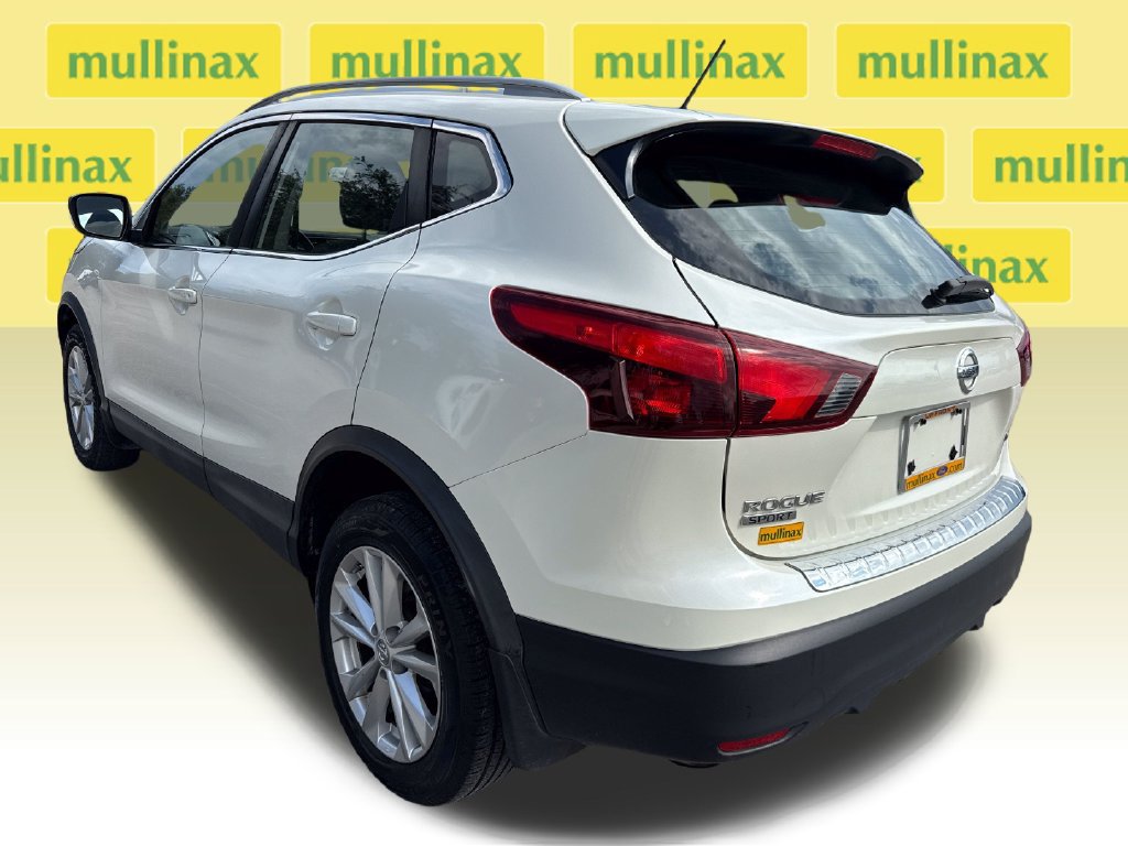 Used 2017 Nissan Rogue Sport SV FWD image 8