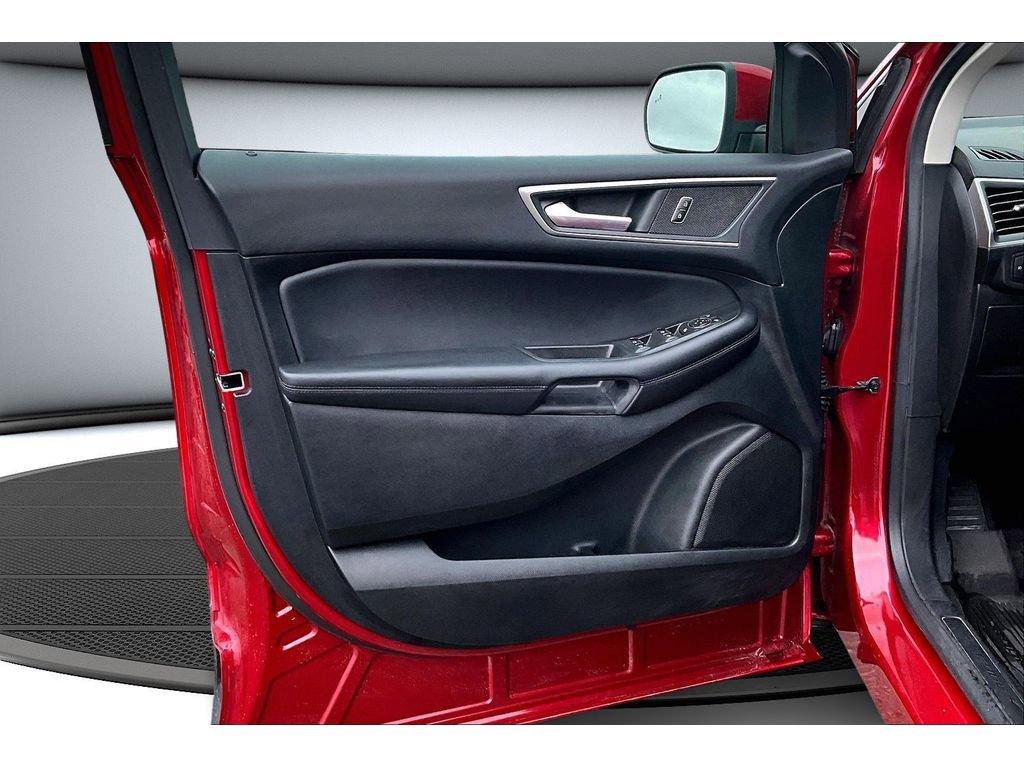 Used 2022 Ford Edge SEL w/ Convenience Package image 24