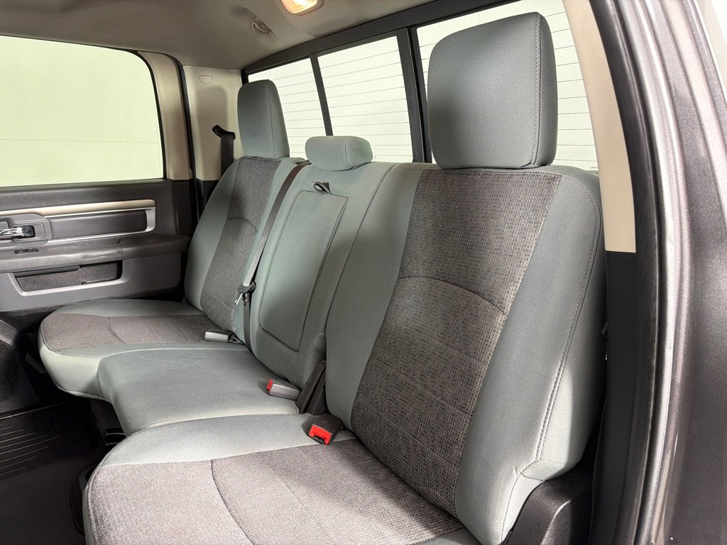 Used 2015 RAM 2500 SLT AWD/4WD image 17