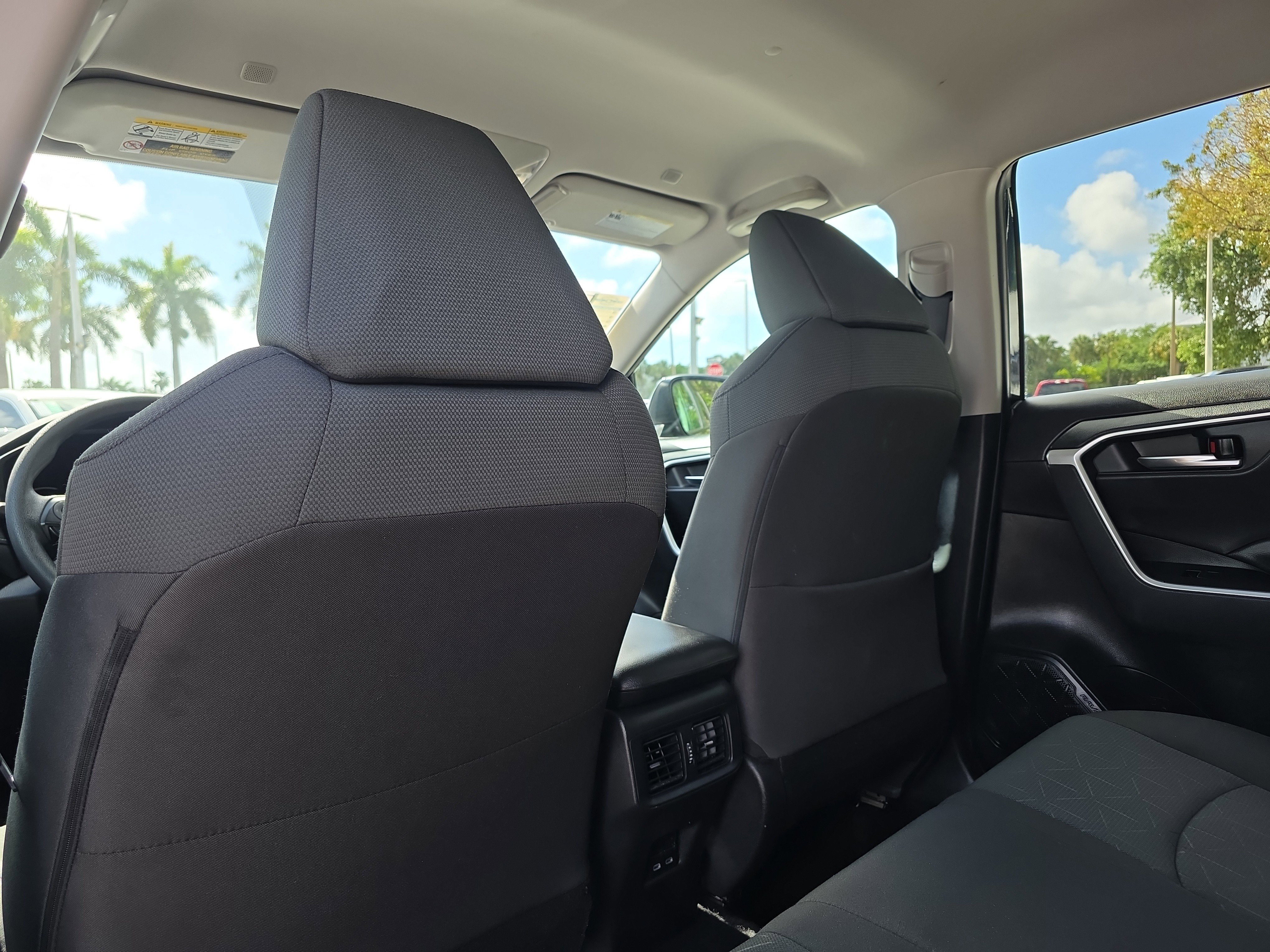 Used 2024 Toyota RAV4 XLE FWD image 17