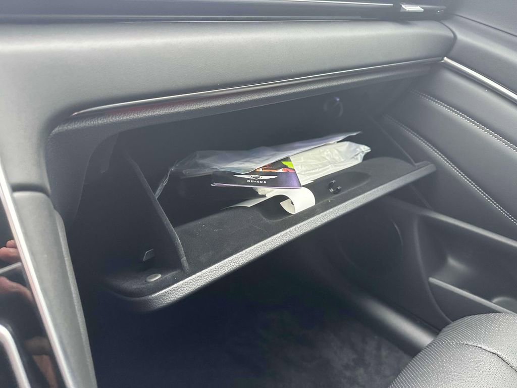 New 2025 Genesis GV80 2.5T image 30