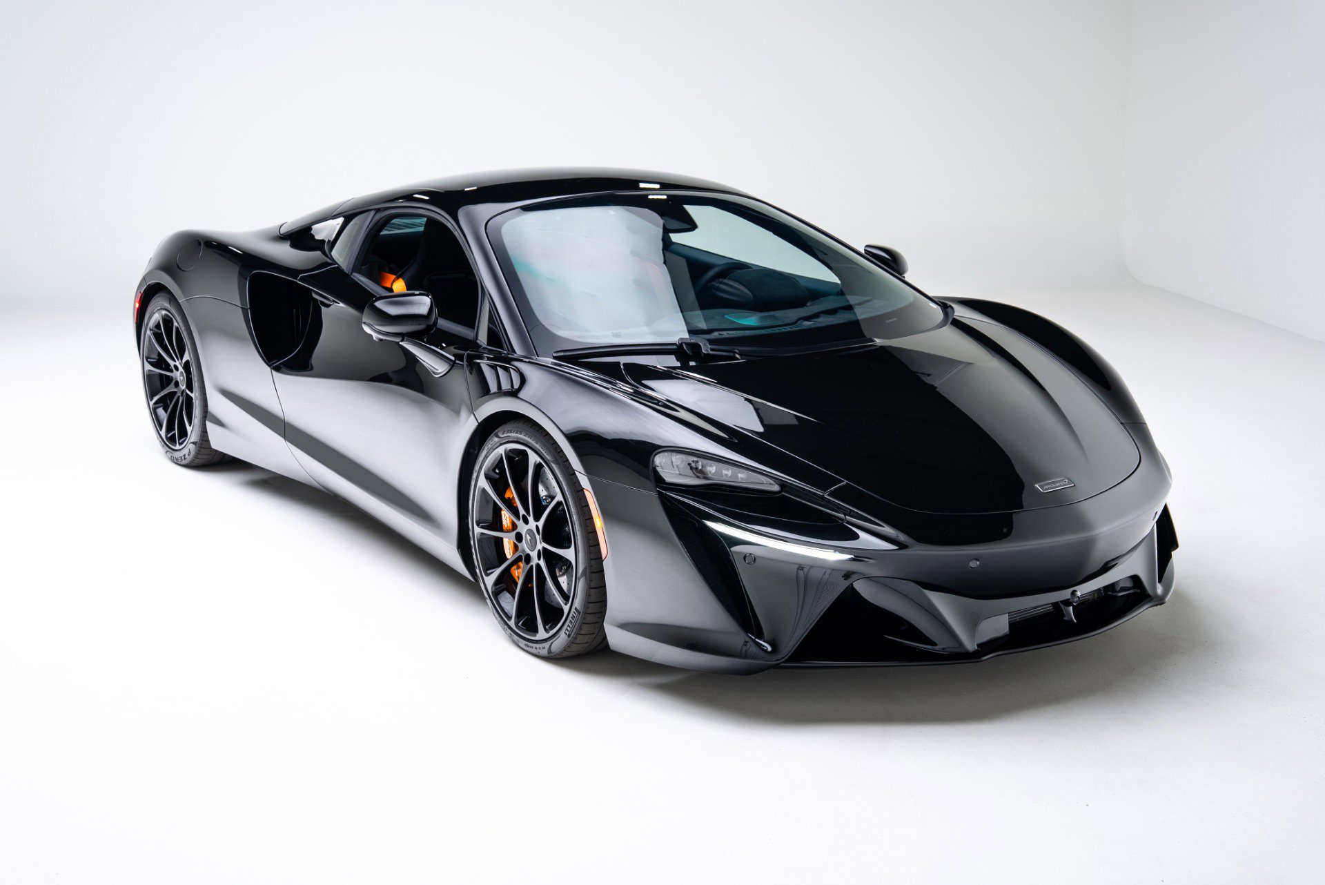 Used 2026 McLaren Artura image 52