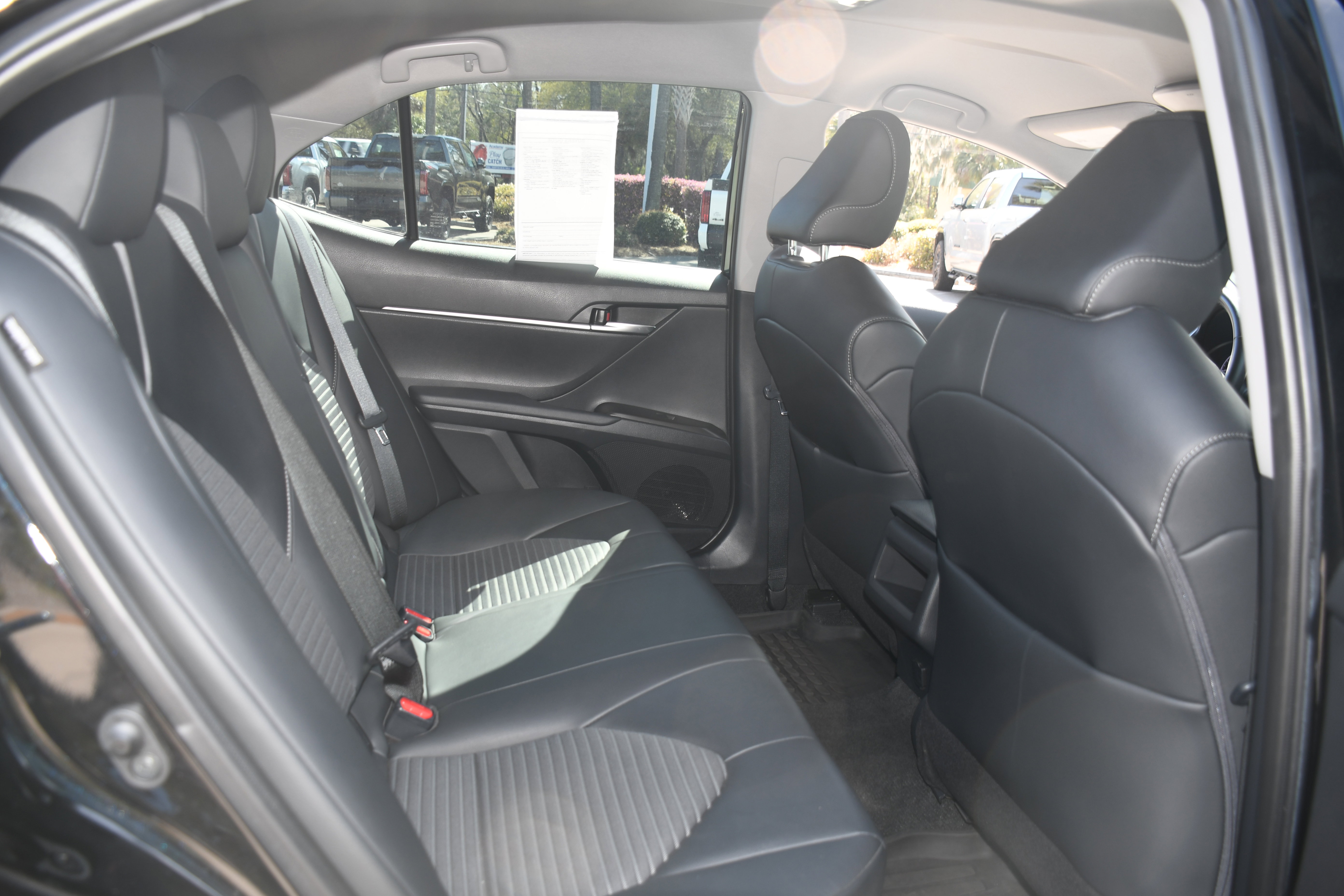 Certified 2023 Toyota Camry SE FWD image 17