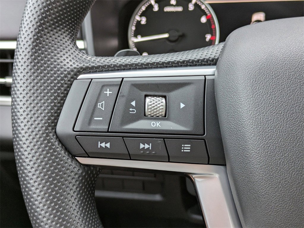 New 2025 Mitsubishi Outlander ES image 24