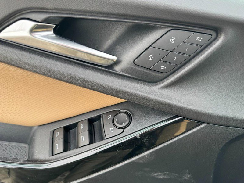 New 2026 Chevrolet Equinox ACTIV w/ Convenience Package III FWD image 10