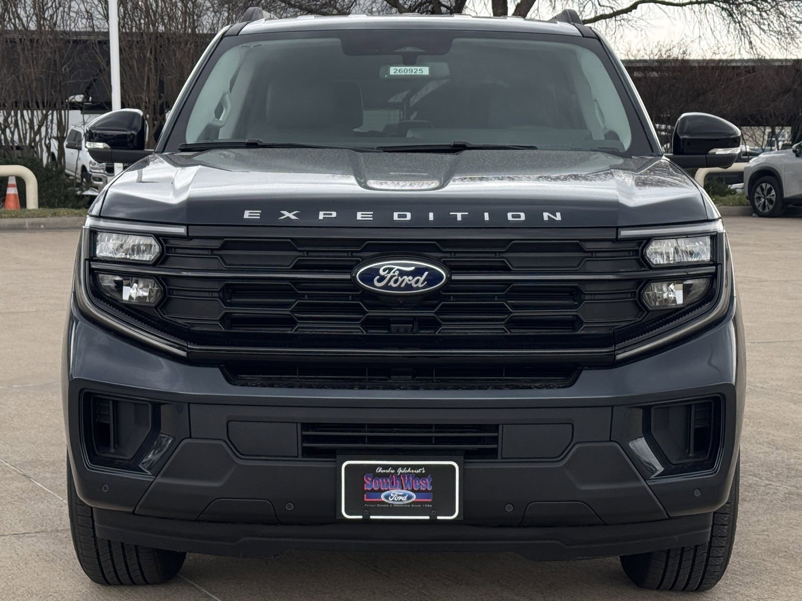 New 2026 Ford Expedition Active image 6