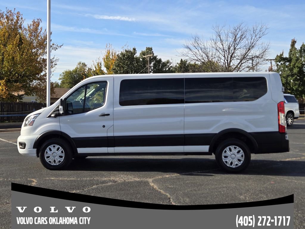 Used 2023 Ford Transit 350 XLT image 3