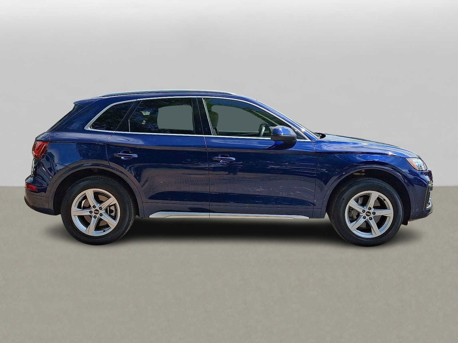 Used 2023 Audi Q5 2.0T Premium AWD/4WD image 32