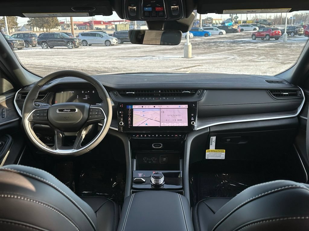 New 2026 Jeep Grand Cherokee Limited w/ Limited Altitude Package AWD/4WD image 21