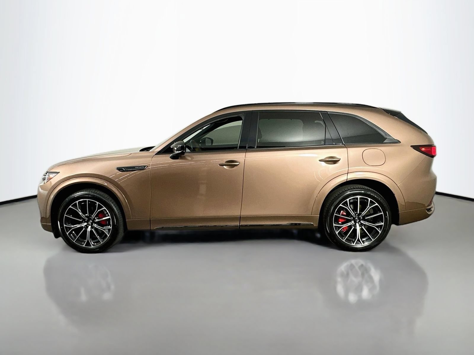 Certified 2025 MAZDA CX-70 3.3 Turbo S w/ Premium Plus AWD/4WD image 4