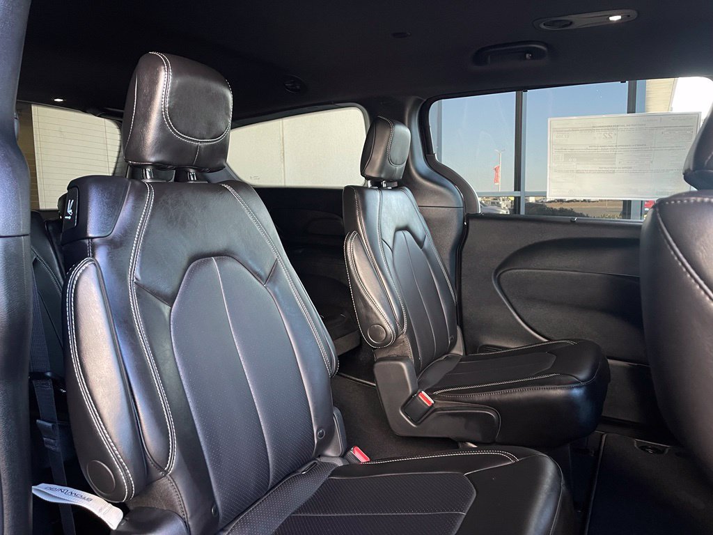 New 2027 Chrysler Pacifica LX FWD image 15