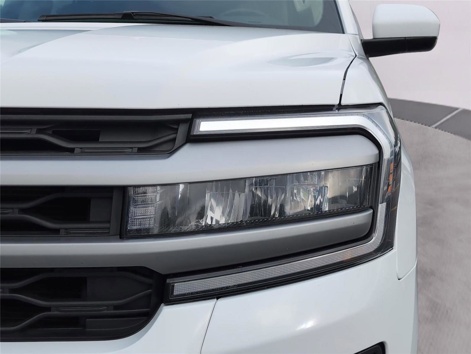 Used 2024 Ford Expedition Max XLT image 12