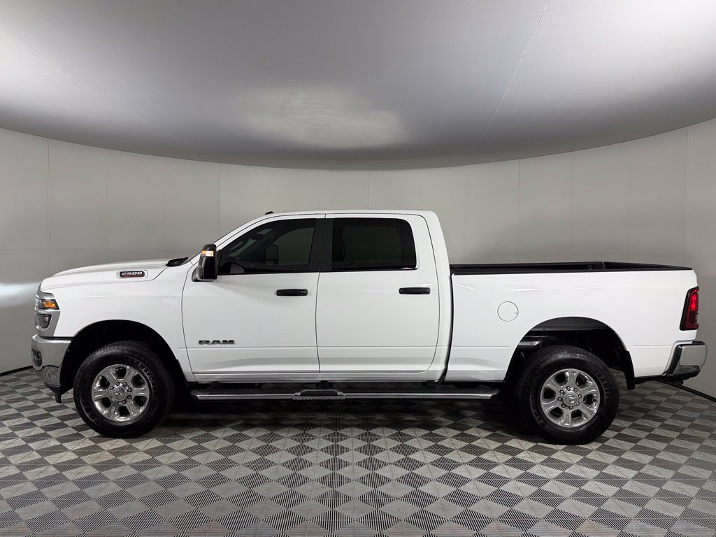 Used 2026 RAM 2500 Big Horn AWD/4WD image 10