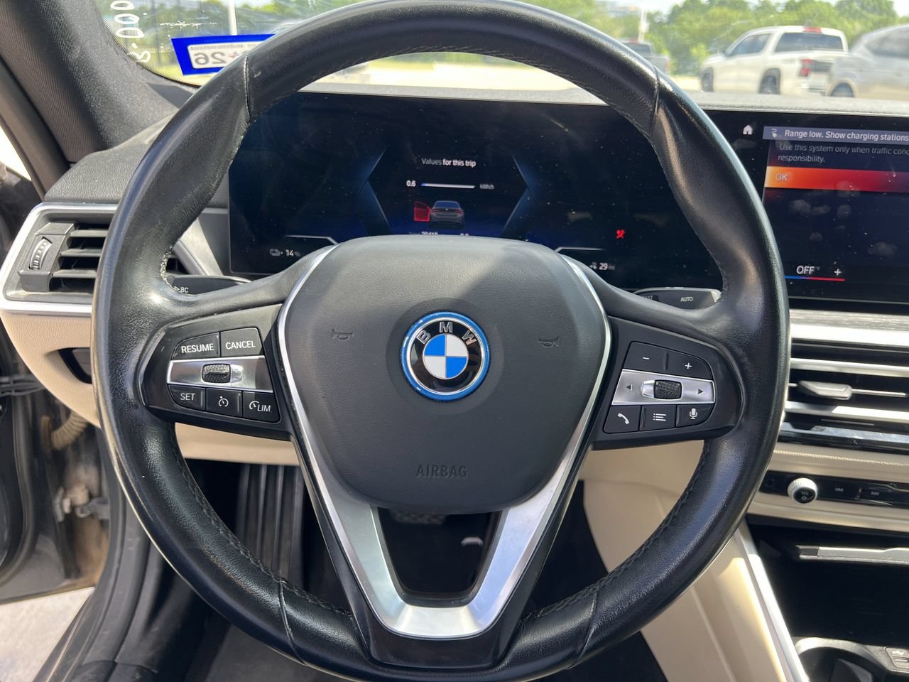 Used 2023 BMW i4 eDrive40 RWD image 6