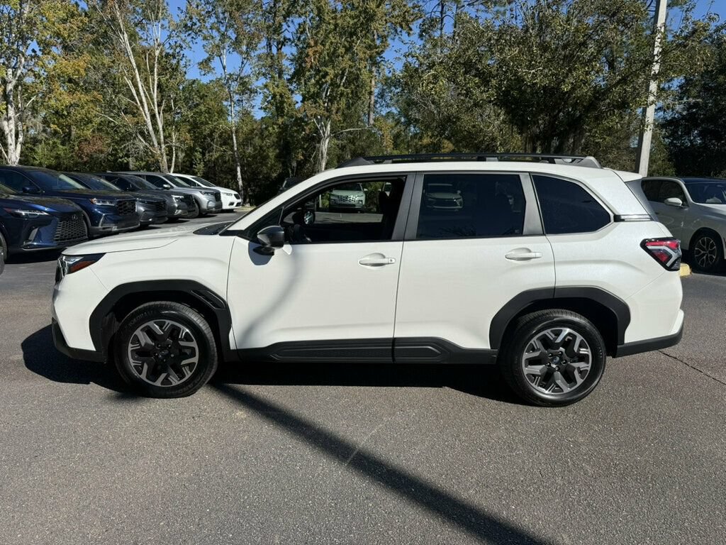 Used 2026 Subaru Forester Premium AWD/4WD image 2