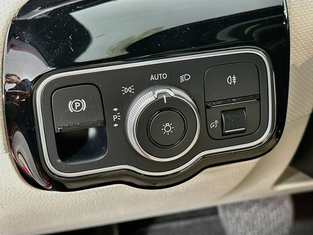Used 2020 Mercedes-Benz A 220 4MATIC image 15