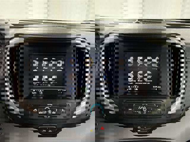 Certified 2024 GMC Terrain SLE image 13