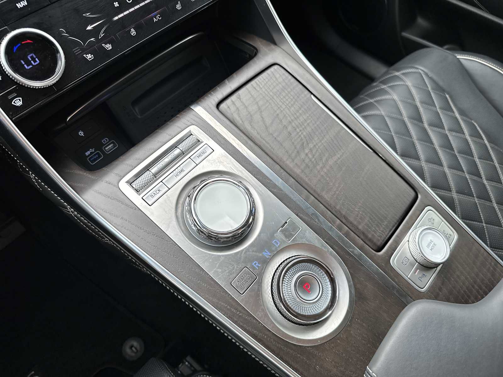 Used 2024 Genesis GV80 3.5T image 19