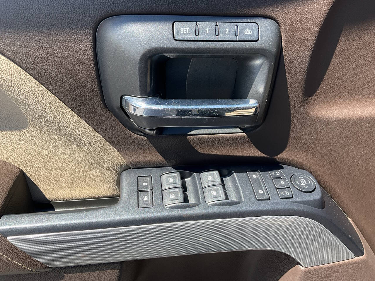Used 2019 Chevrolet Silverado 2500 LTZ w/ Duramax Plus Package AWD/4WD image 34