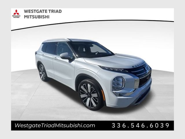 New 2026 Mitsubishi Outlander SEL FWD image 1