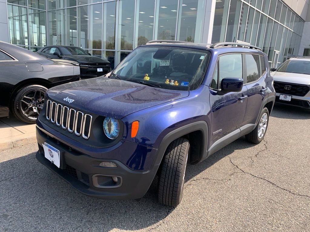 Used 2018 Jeep Renegade Latitude w/ Popular Equipment Group image 1