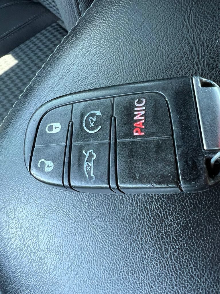 Used 2018 Dodge Charger GT AWD/4WD image 39