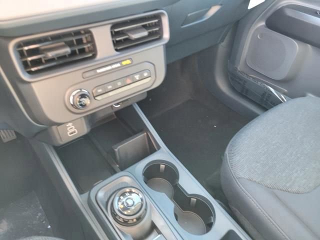 New 2025 Ford Maverick XL w/ Equipment Group 101A image 34