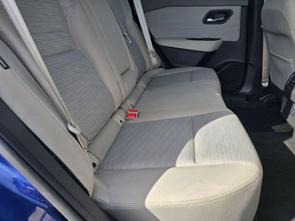Used 2021 Nissan Rogue SV AWD/4WD image 19