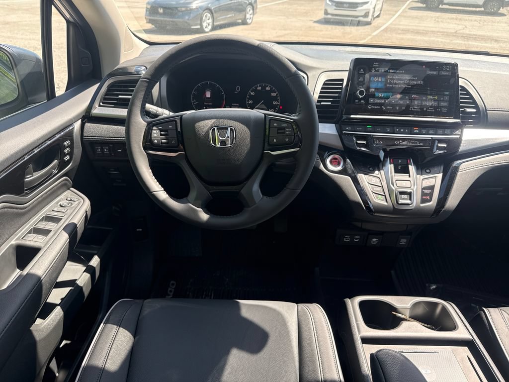New 2026 Honda Odyssey Touring image 12