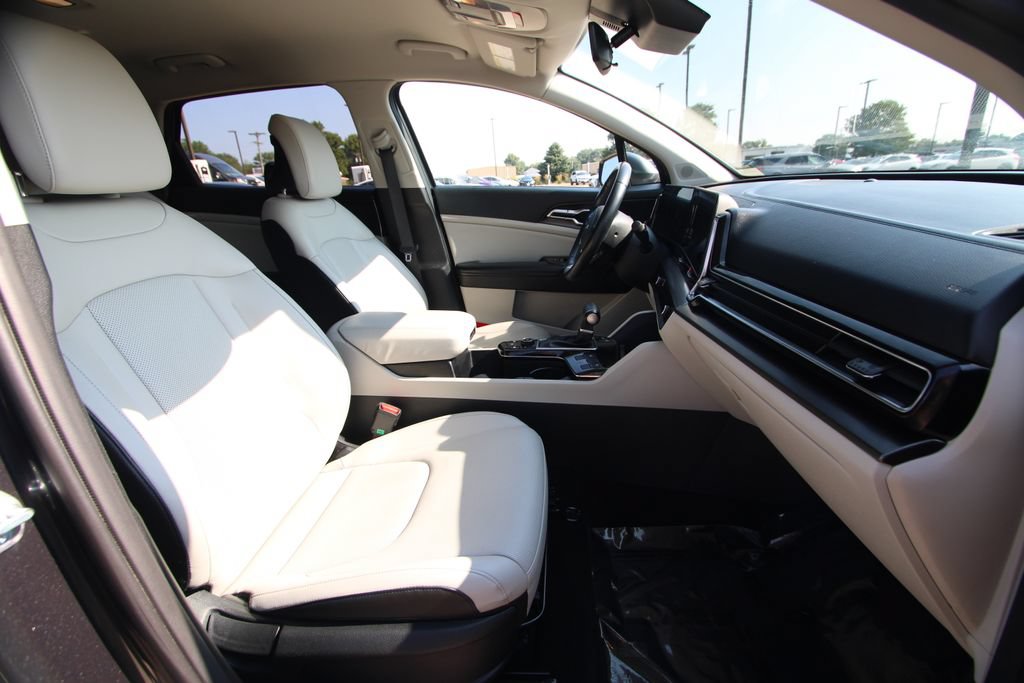 Used 2023 Kia Sportage EX FWD image 8