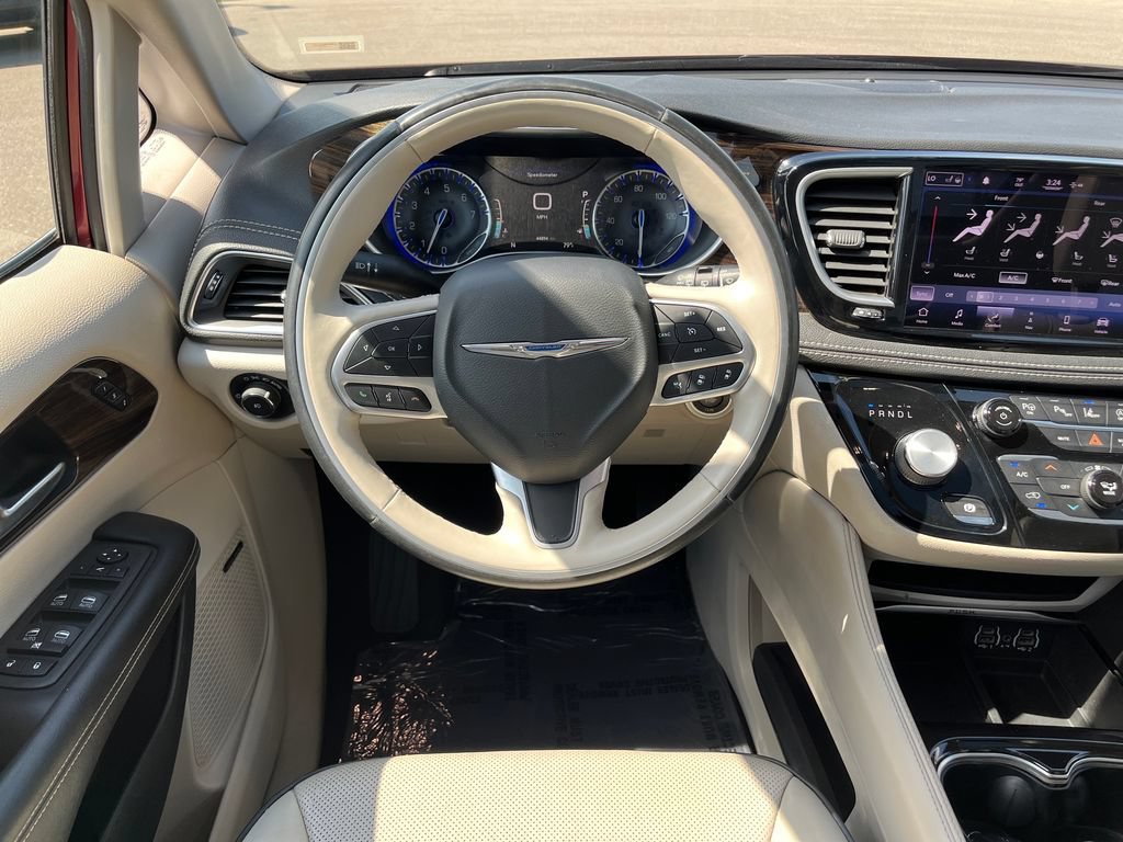 Used 2021 Chrysler Pacifica Limited w/ Premium & Safety Sphere Group AWD/4WD image 18