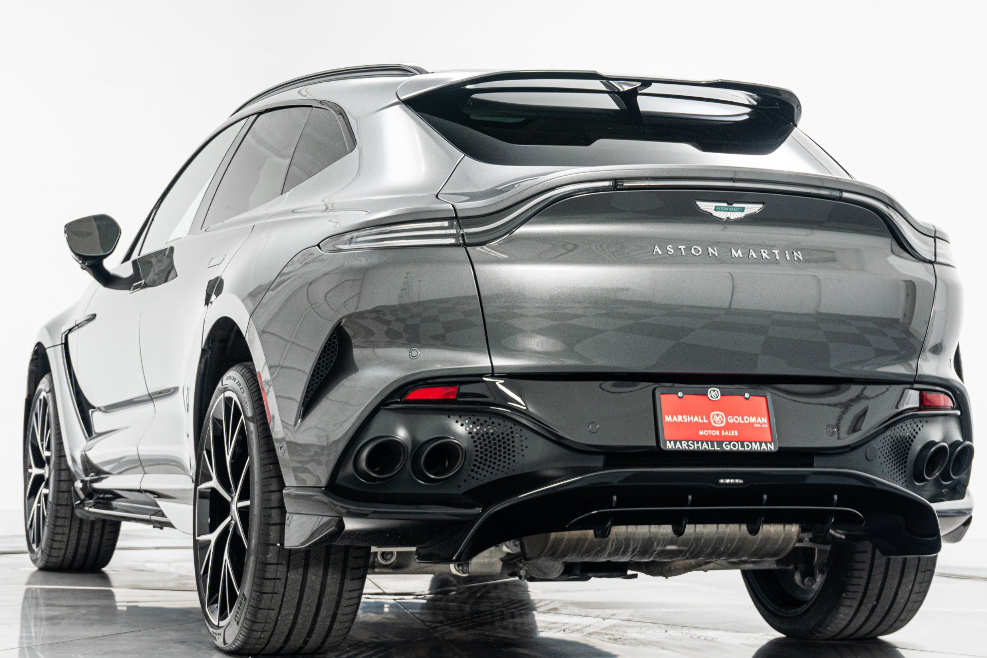 Used 2025 Aston Martin DBX 707 AWD/4WD image 7