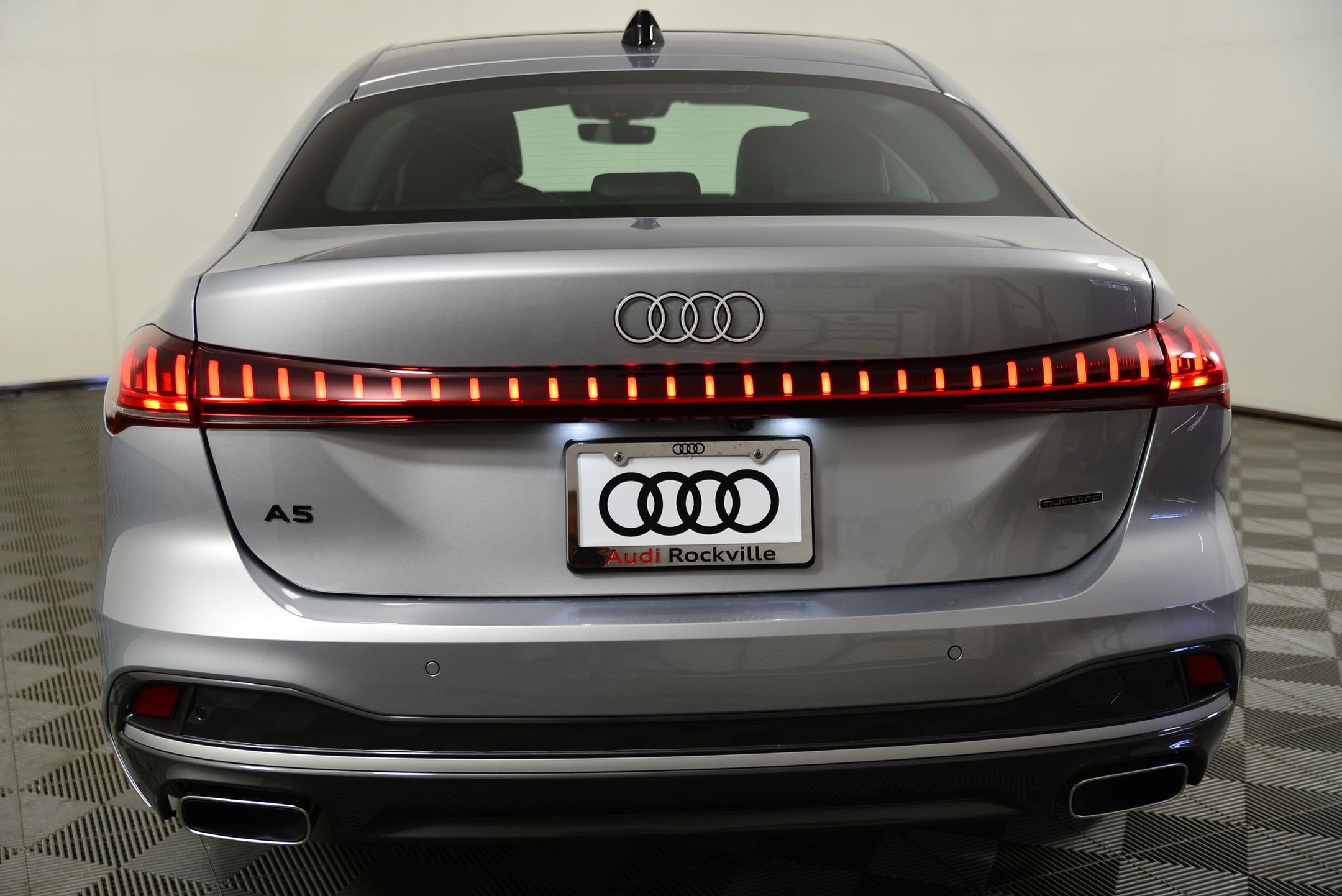 Used 2025 Audi A5 2.0T Premium Plus w/ Premium Plus AWD/4WD image 8