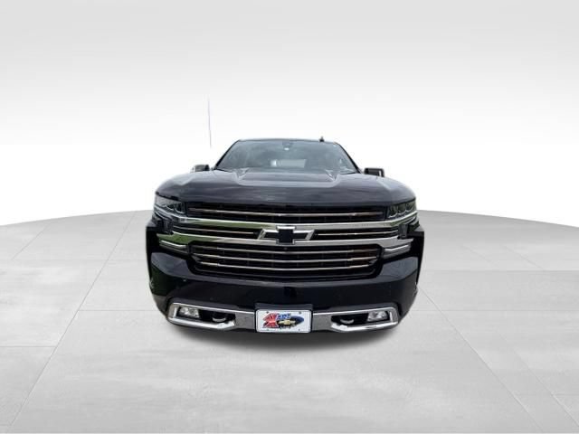 Certified 2020 Chevrolet Silverado 1500 High Country w/ Technology Package AWD/4WD image 3