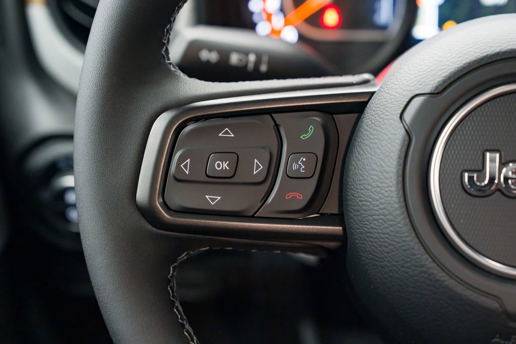 New 2026 Jeep Gladiator Sport AWD/4WD image 16