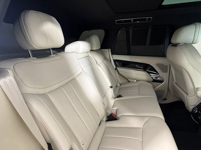 Used 2024 Land Rover Range Rover SE AWD/4WD image 30