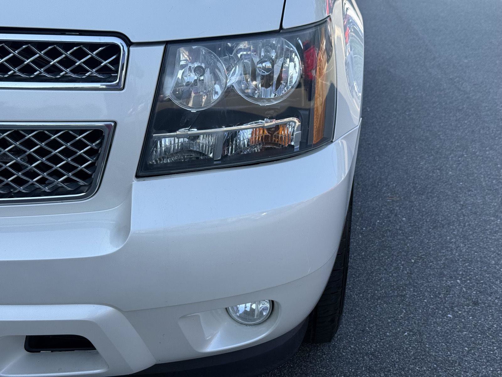 Used 2014 Chevrolet Suburban LTZ RWD image 10