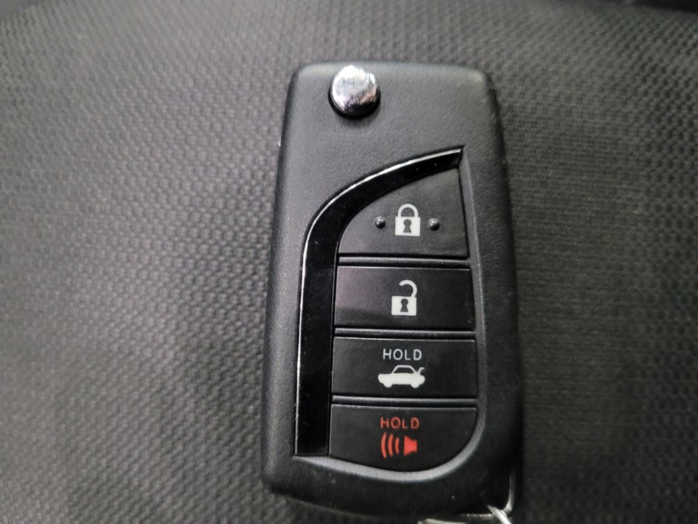 Used 2023 Toyota Corolla LE w/ Carpet Mat Package (TMS) image 32