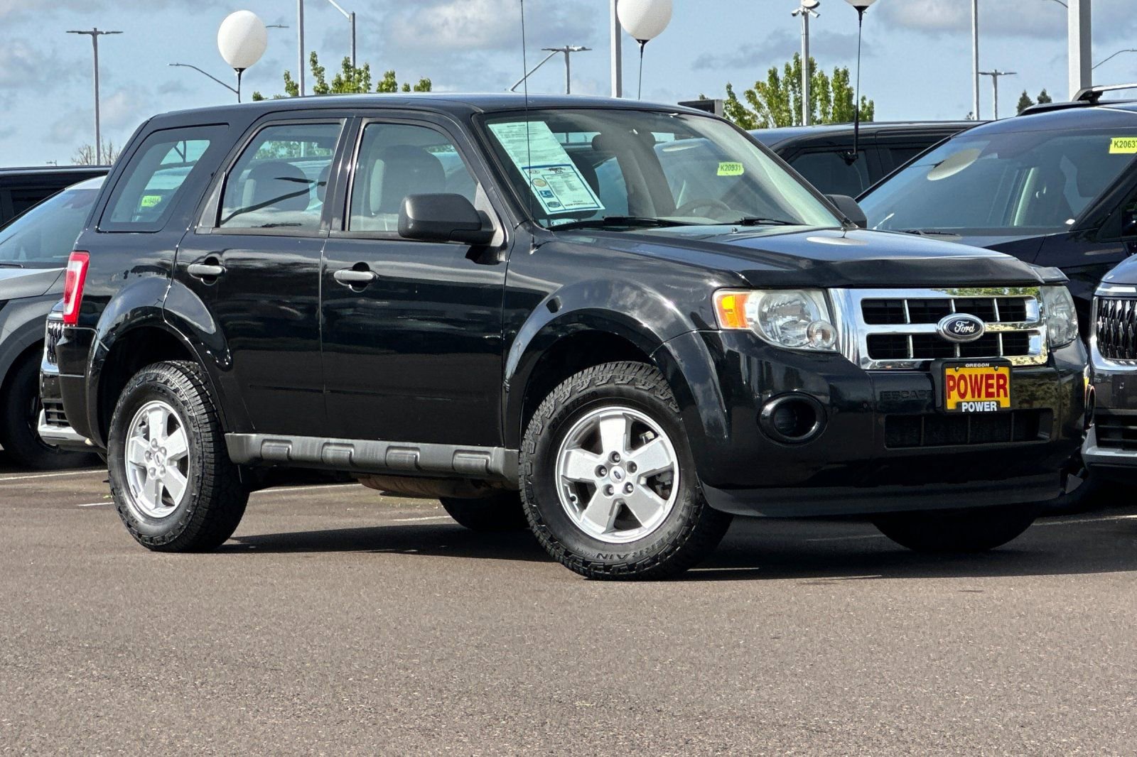 Used 2010 Ford Escape XLS image 2