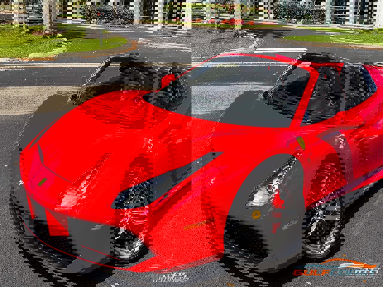 Used 2018 Ferrari 488 Spider image 10