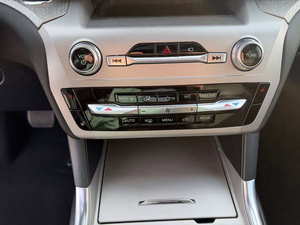 Used 2022 Ford Explorer Timberline w/ Timberline Technology Package image 32