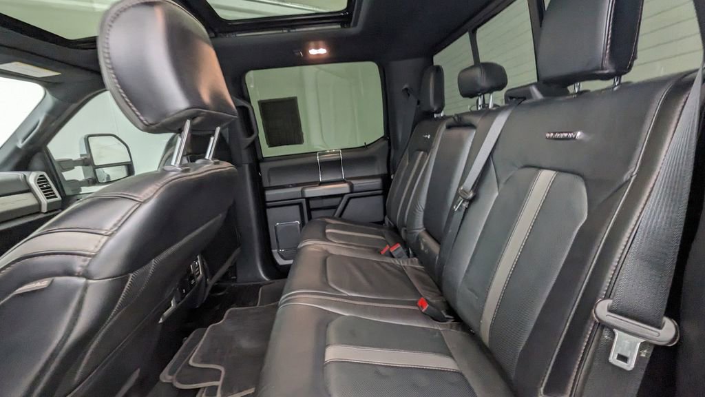 Certified 2019 Ford F450 Platinum w/ Platinum Ultimate Package image 37