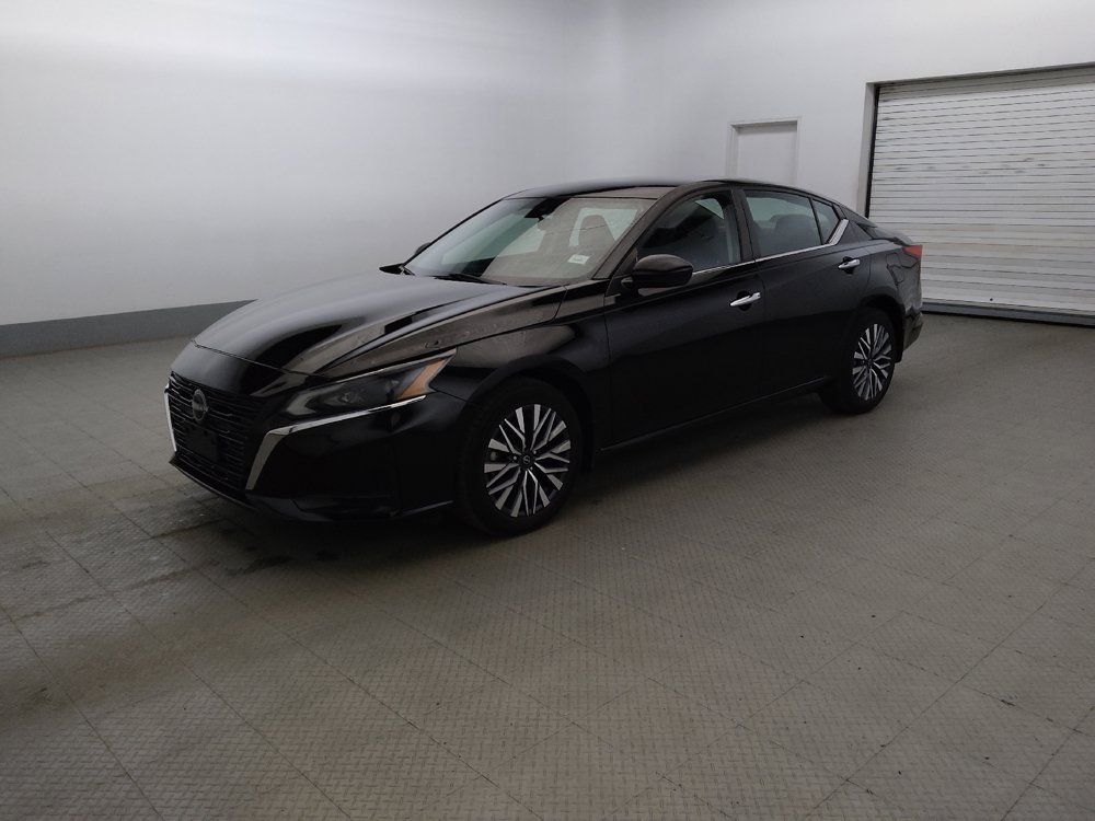 Used 2023 Nissan Altima 2.5 SV AWD/4WD image 2