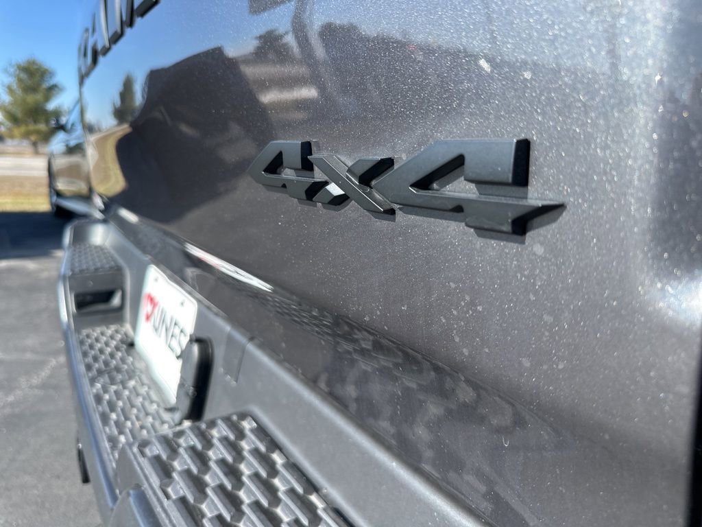 New 2026 RAM 1500 Classic Warlock AWD/4WD image 9