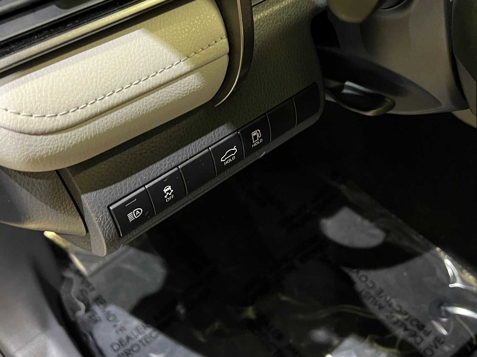 Certified 2022 Toyota Camry LE w/ Carpet Mat Package (TMS) image 16