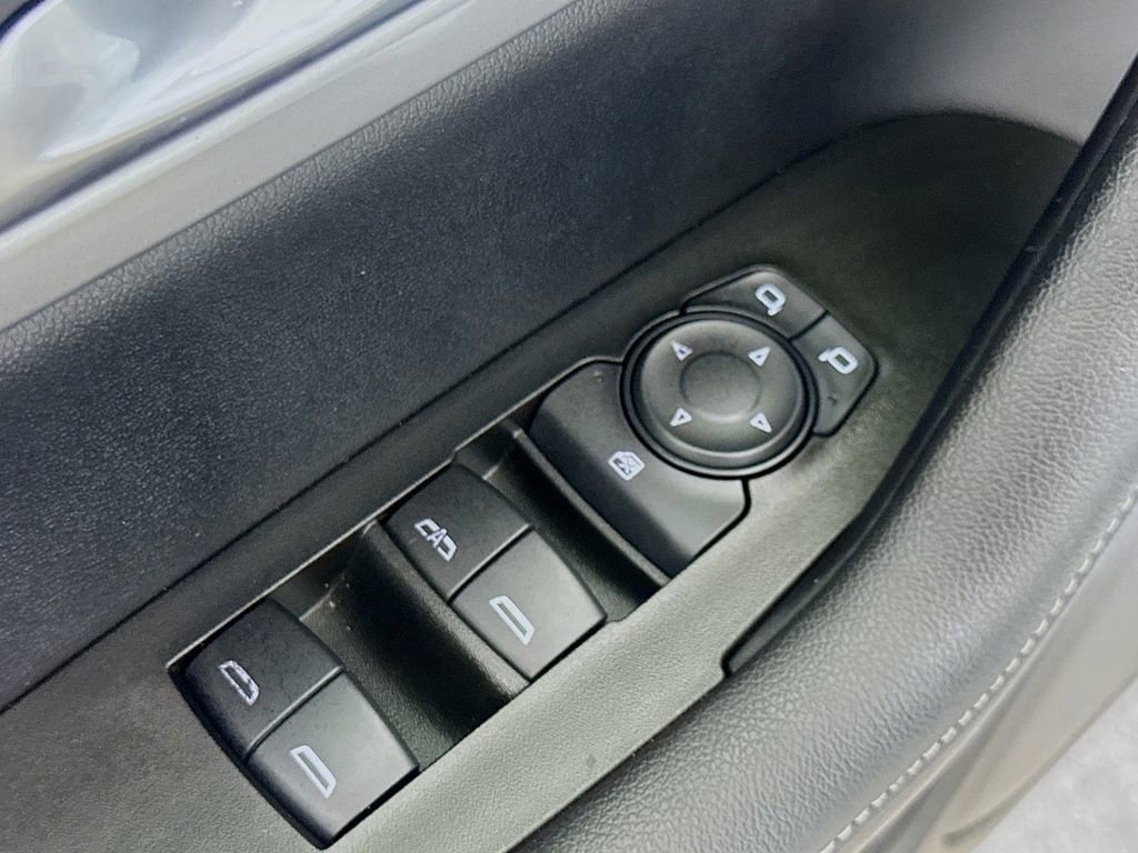 Used 2024 Chevrolet Blazer LT FWD image 20