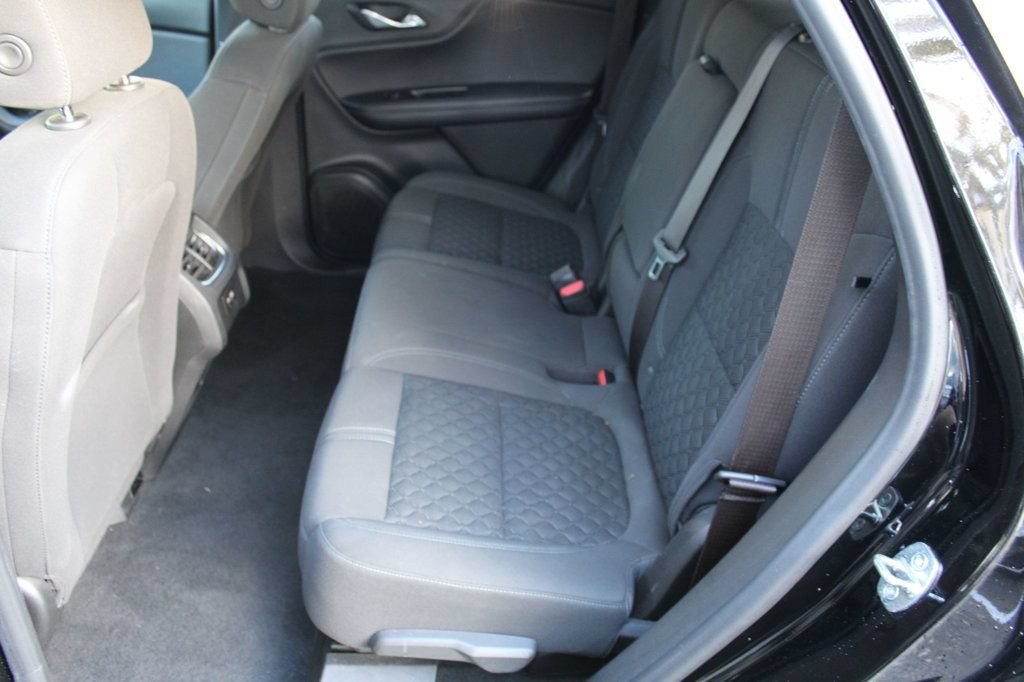 Used 2021 Chevrolet Blazer LT FWD image 17