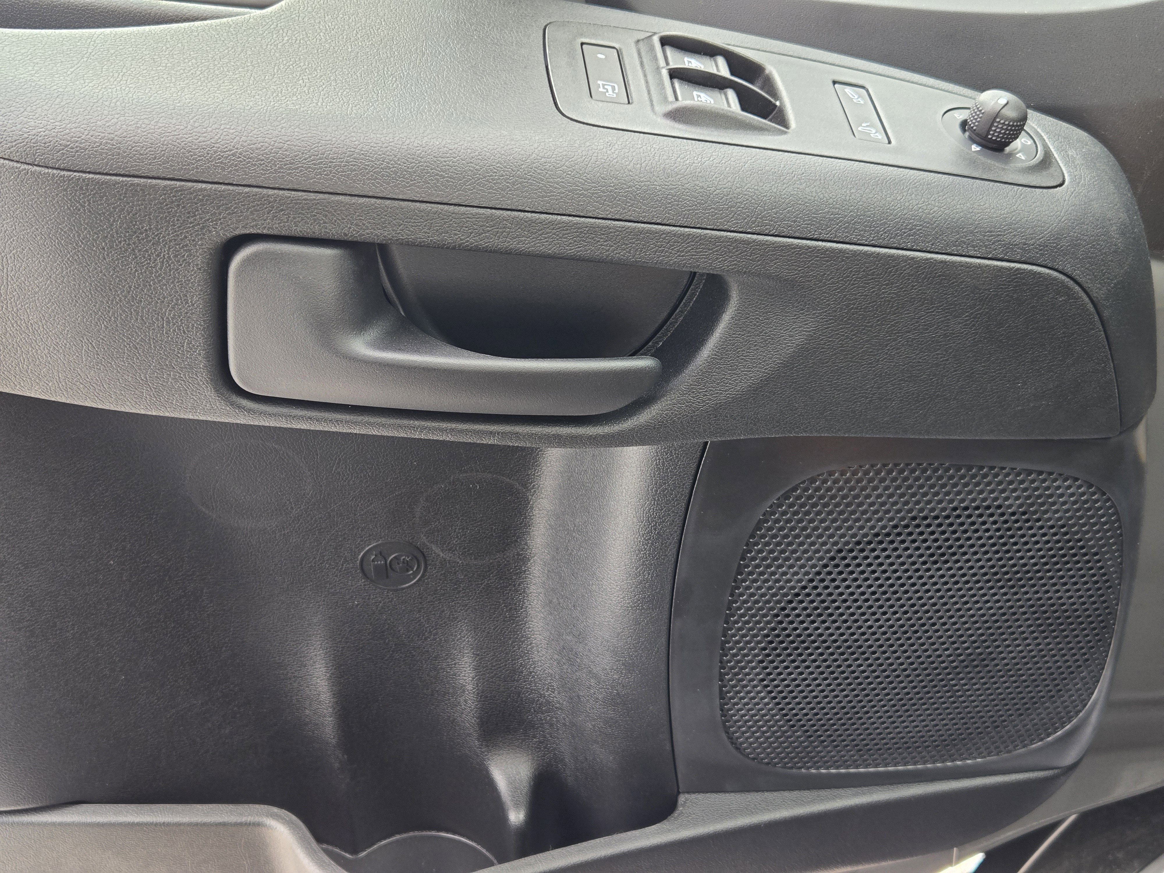 New 2026 RAM ProMaster 2500 w/ Upfitter's Prep Package image 18